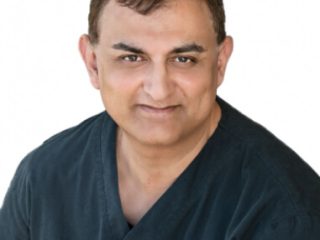 Beenleigh Dentist - Dr Eardley Rozario